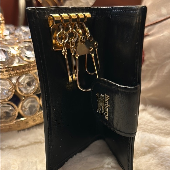 Burberrys Tan/ Black Key Holder - Picture 3 of 13